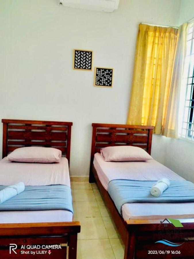 Qalya Homestay 2 @ كوتا بْهارو المظهر الخارجي الصورة