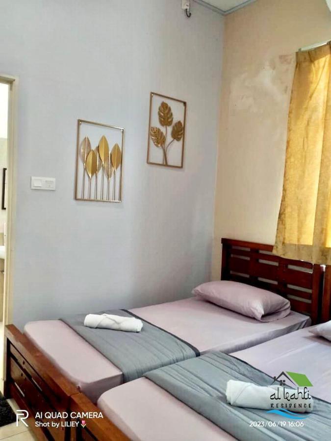 Qalya Homestay 2 @ كوتا بْهارو المظهر الخارجي الصورة