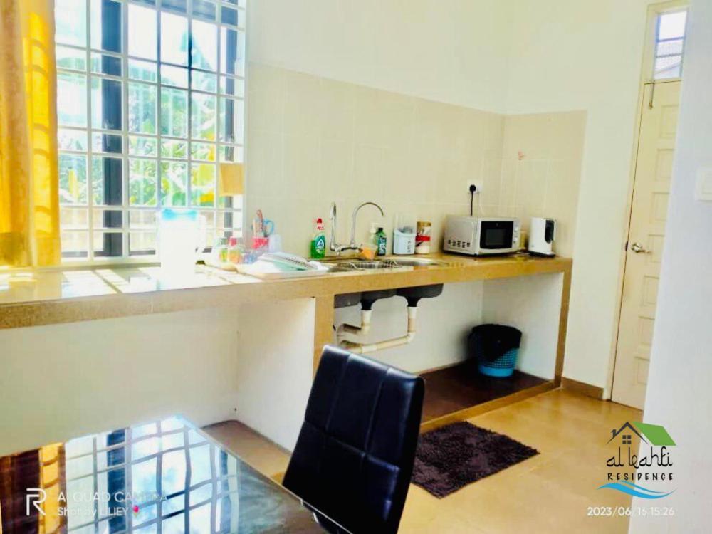 Qalya Homestay 2 @ كوتا بْهارو المظهر الخارجي الصورة